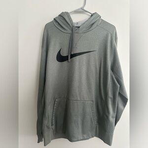 Nike therma-fit hoodie